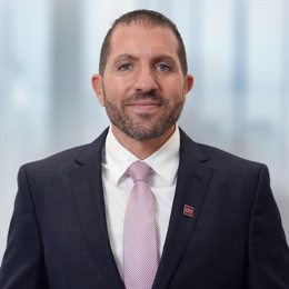 自治区党委老干部局到我市开展铸牢中华民族共同体意识座谈研讨暨“老书记初心讲堂”专题宣讲报告会